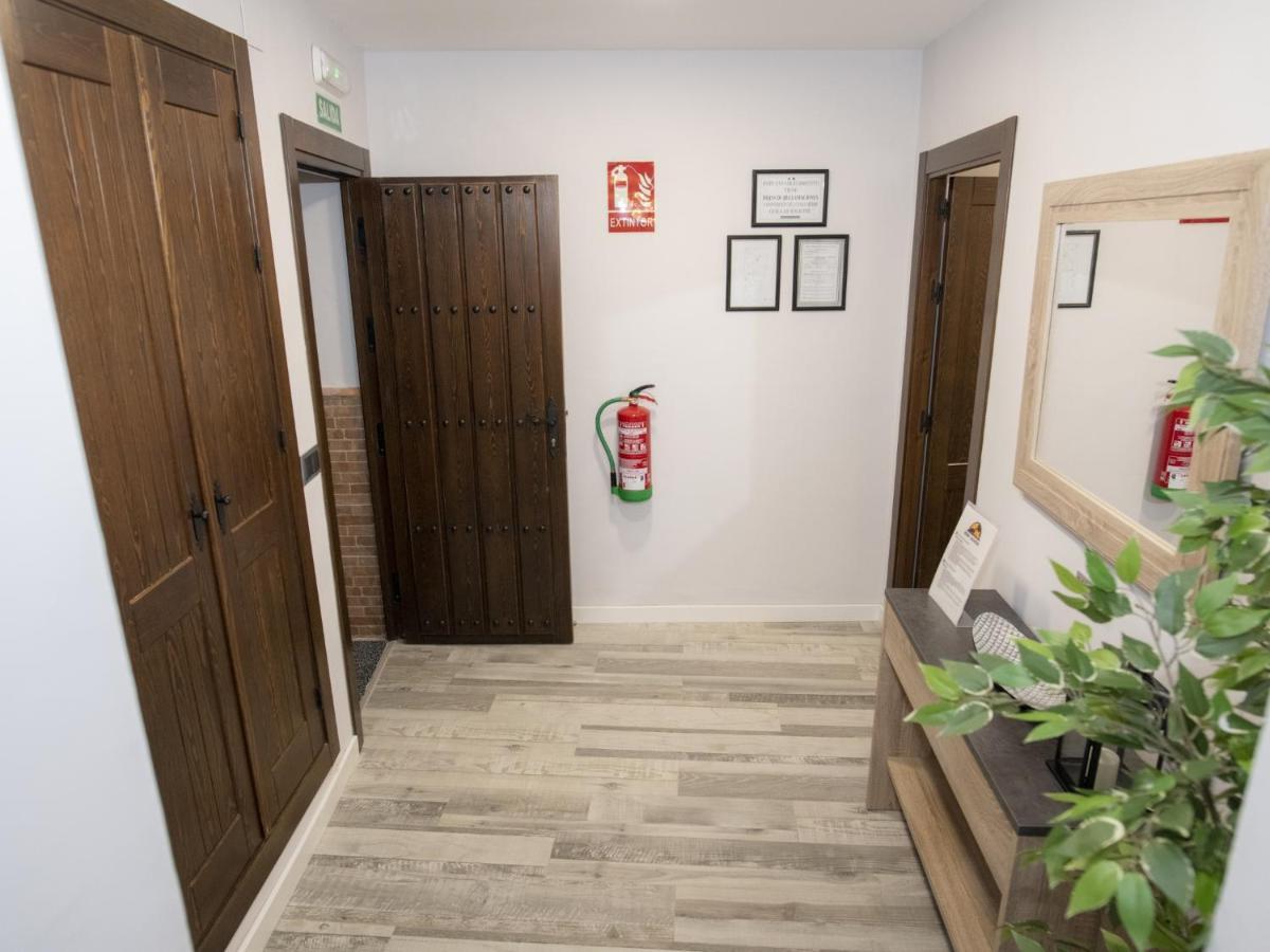 Elegante Apartamento Para 5 En El Centro De Caceres Con Wifi Exteriér fotografie
