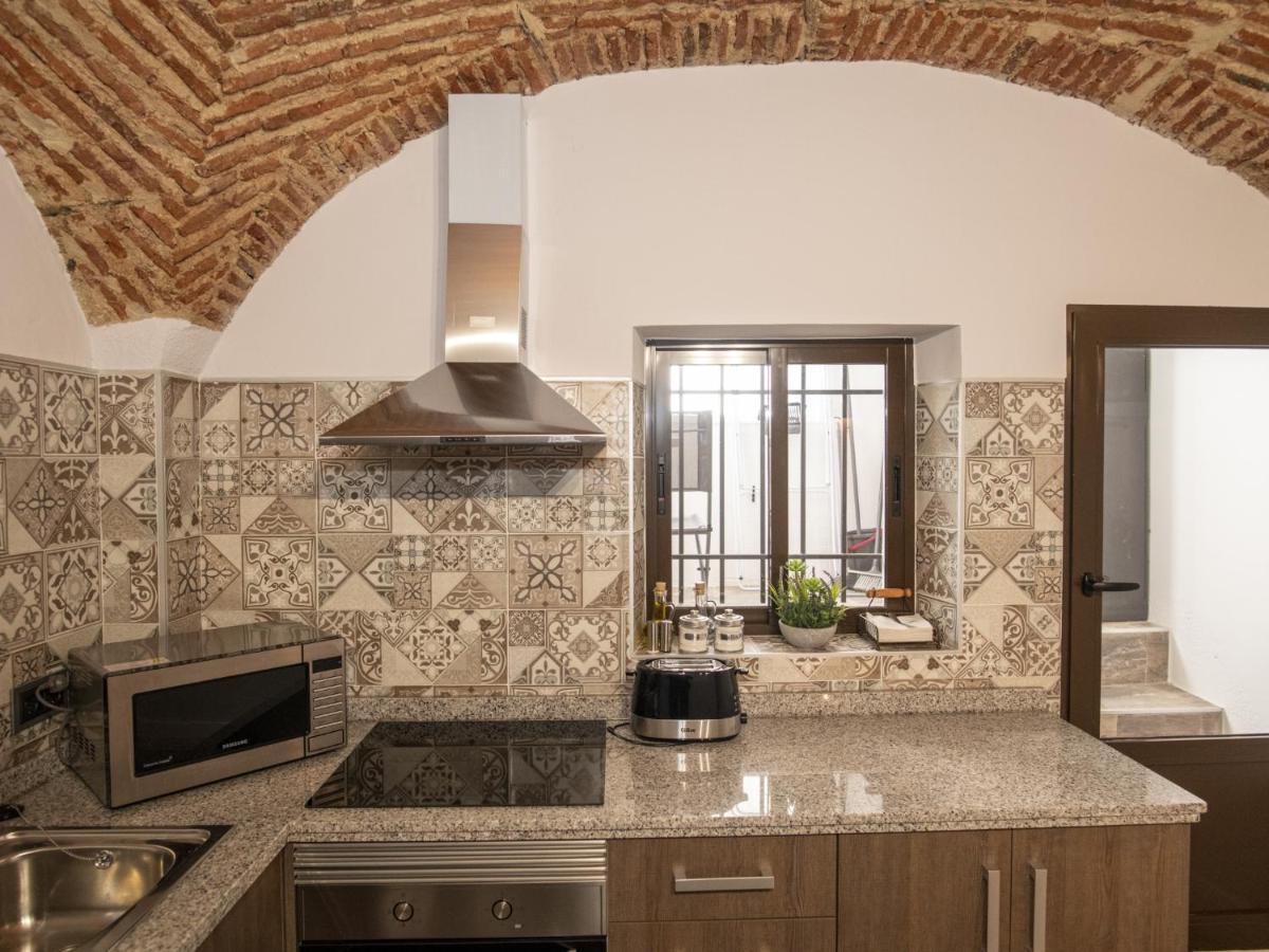 Elegante Apartamento Para 5 En El Centro De Caceres Con Wifi Exteriér fotografie