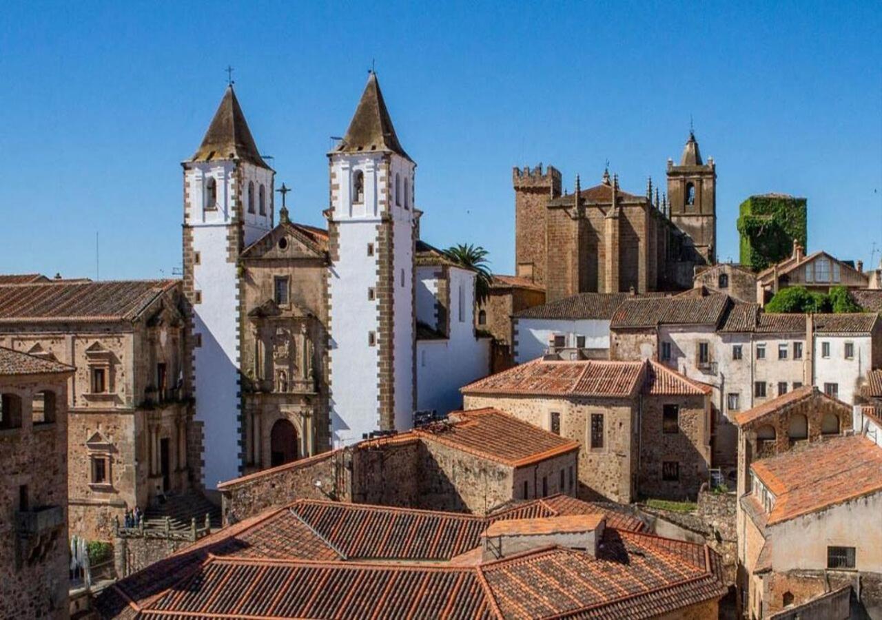 Elegante Apartamento Para 5 En El Centro De Caceres Con Wifi Exteriér fotografie